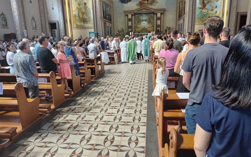 Missa celebrou os 75 anos do Colégio Marista Pio XII | abc+