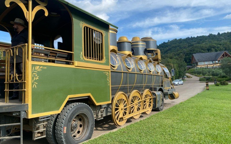 Expresso Olivas, trenzinho é novidade em parque do interior de Gramado