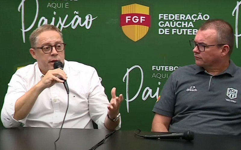 Luciano Hocsman, presidente da FGF, e Leandro Vuaden, presidente da Comissão Estadual de Árbitros de Futebol | abc+