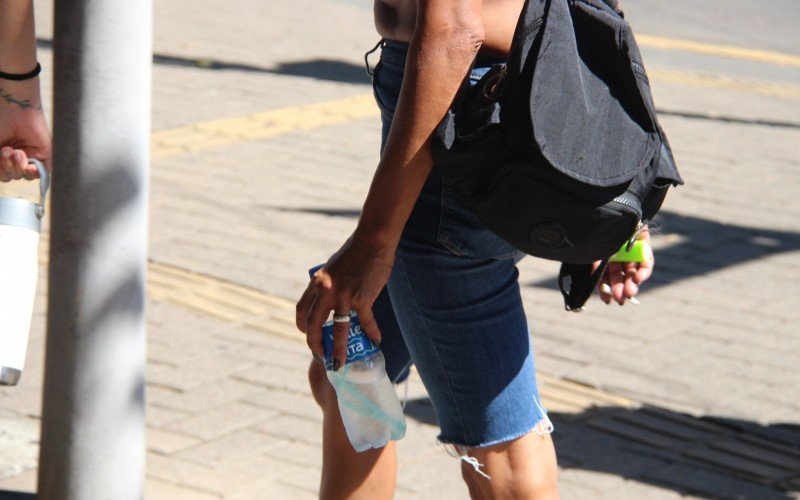 PREVISÃO DO TEMPO: Começa escalada do calor e temperaturas devem chegar perto dos 40°C nos próximos dias | abc+