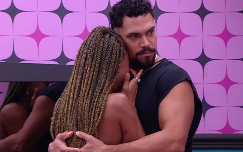 Aline desabafou com Vinícius, que consolou a sister, após briga da lentinha no BBB 25 | abc+