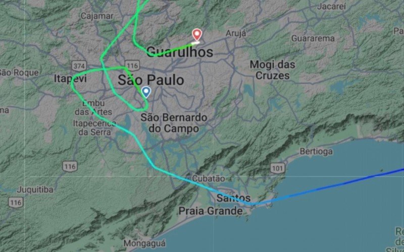Voo G3 1033, da Gol, precisou desviar de rota e pousou em Guarulhos | abc+