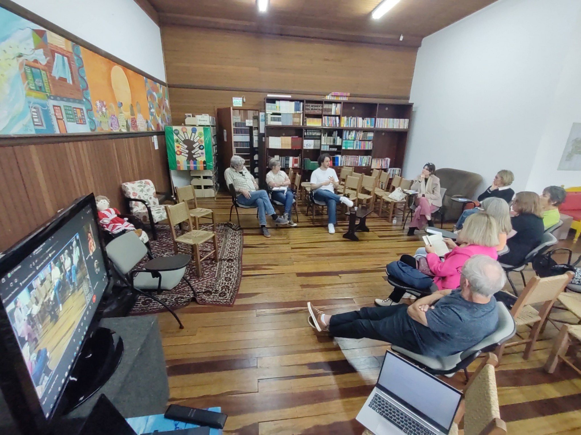 Autor de obra histórica sobre imigrantes alemães participa do encontro de fevereiro do Clube do Livro de Canela