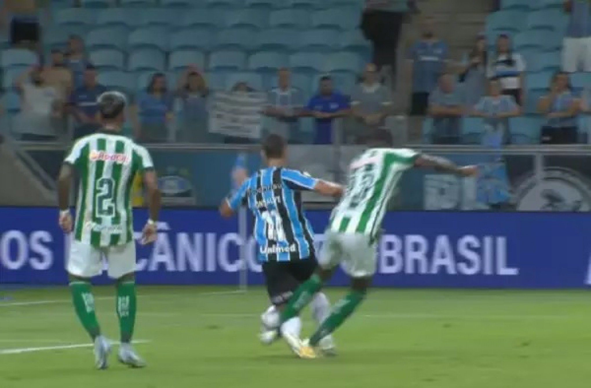 VÍDEO: FGF divulga áudio do VAR da partida entre Grêmio e Juventude que contou com árbitro de Novo Hamburgo
