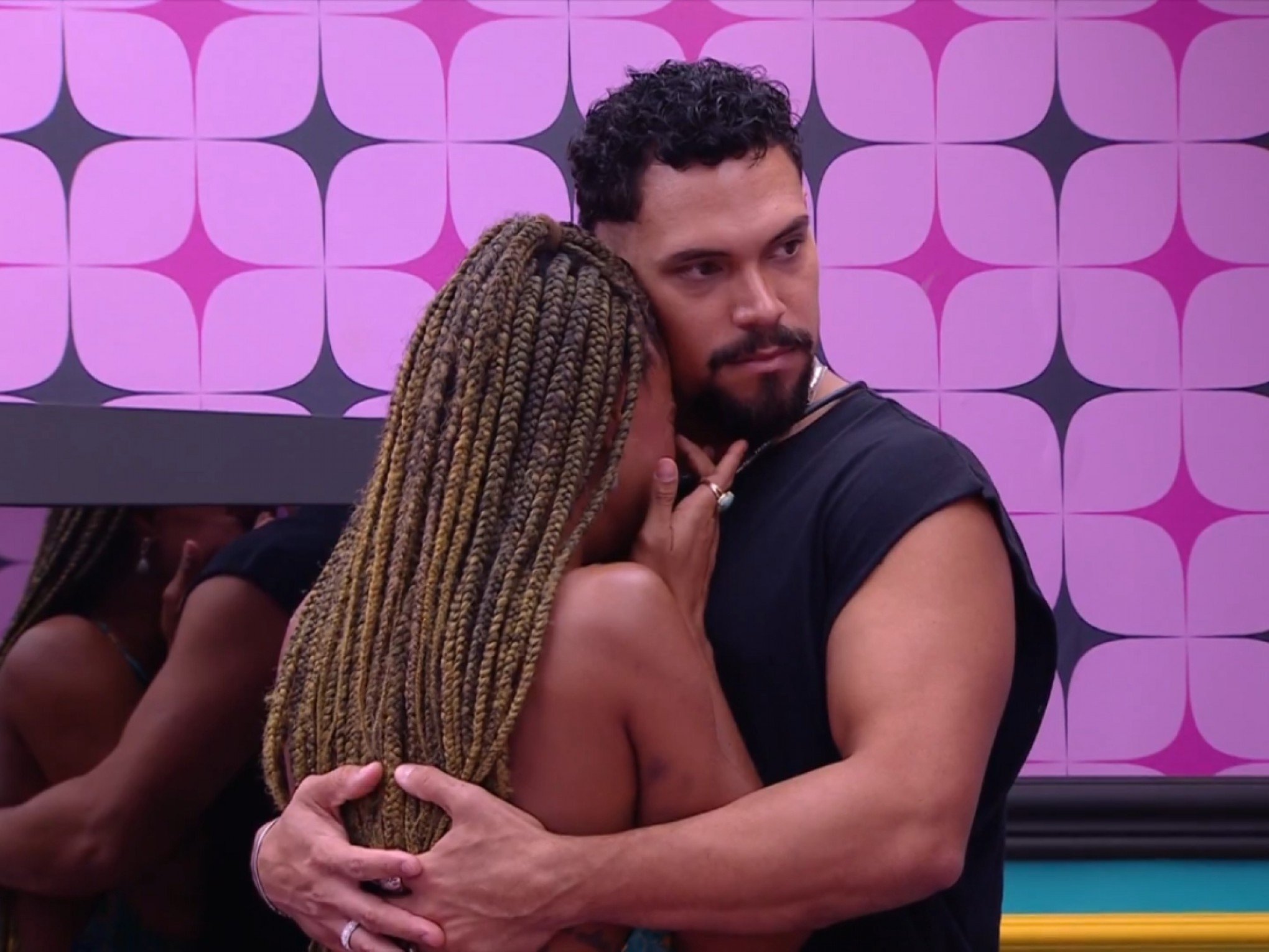 BBB: Briga da lentilha gera discussões há dias no reality show; entenda