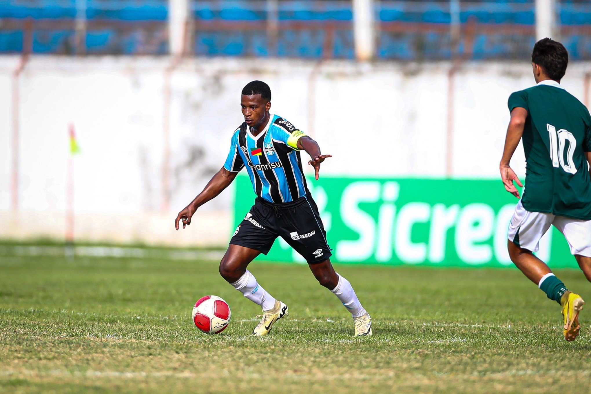 Grêmio encaminha venda de Kaick para os EUA