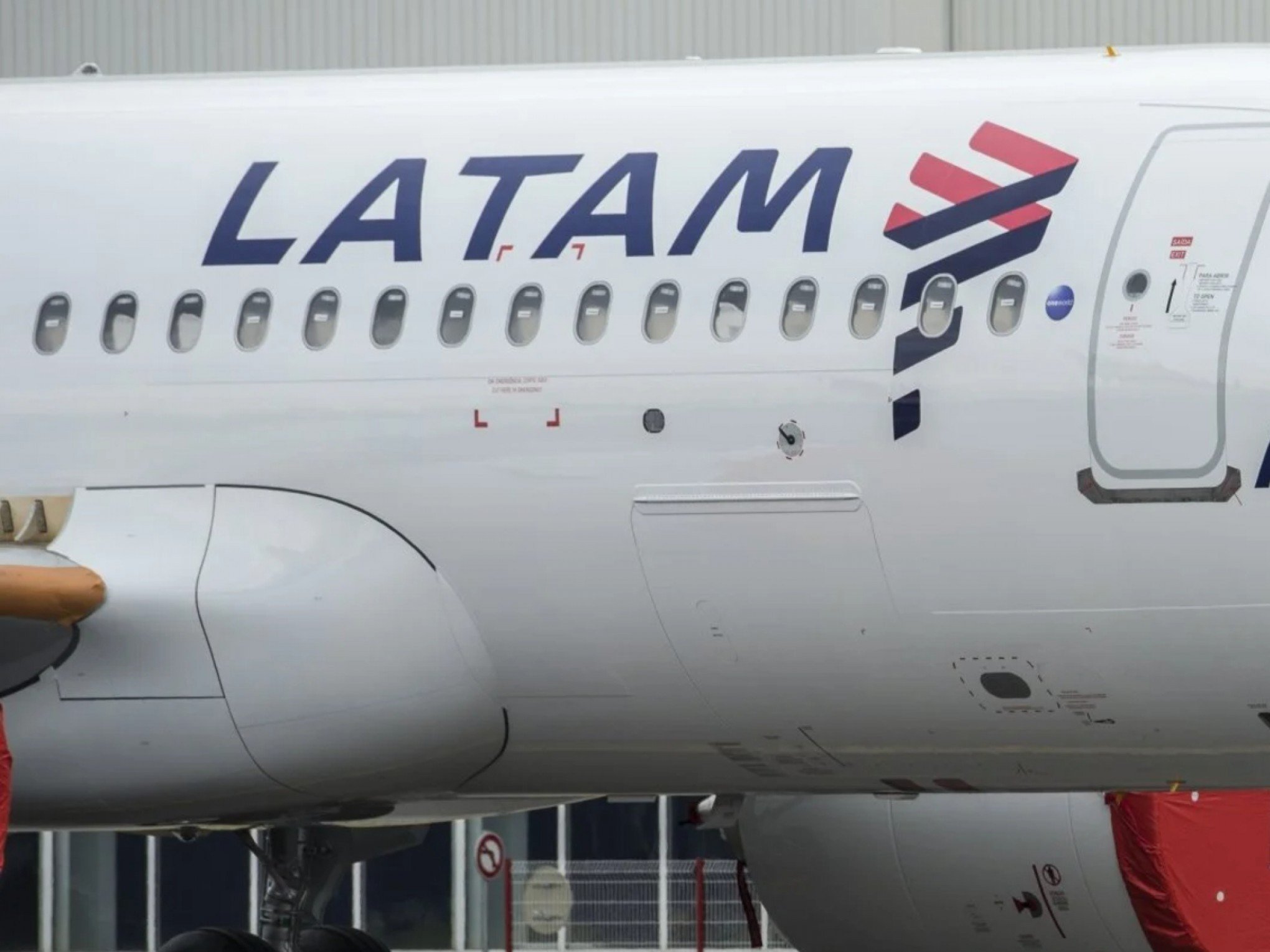 Dois aviões têm problemas técnicos no mesmo dia e alteram pouso em aeroporto brasileiro