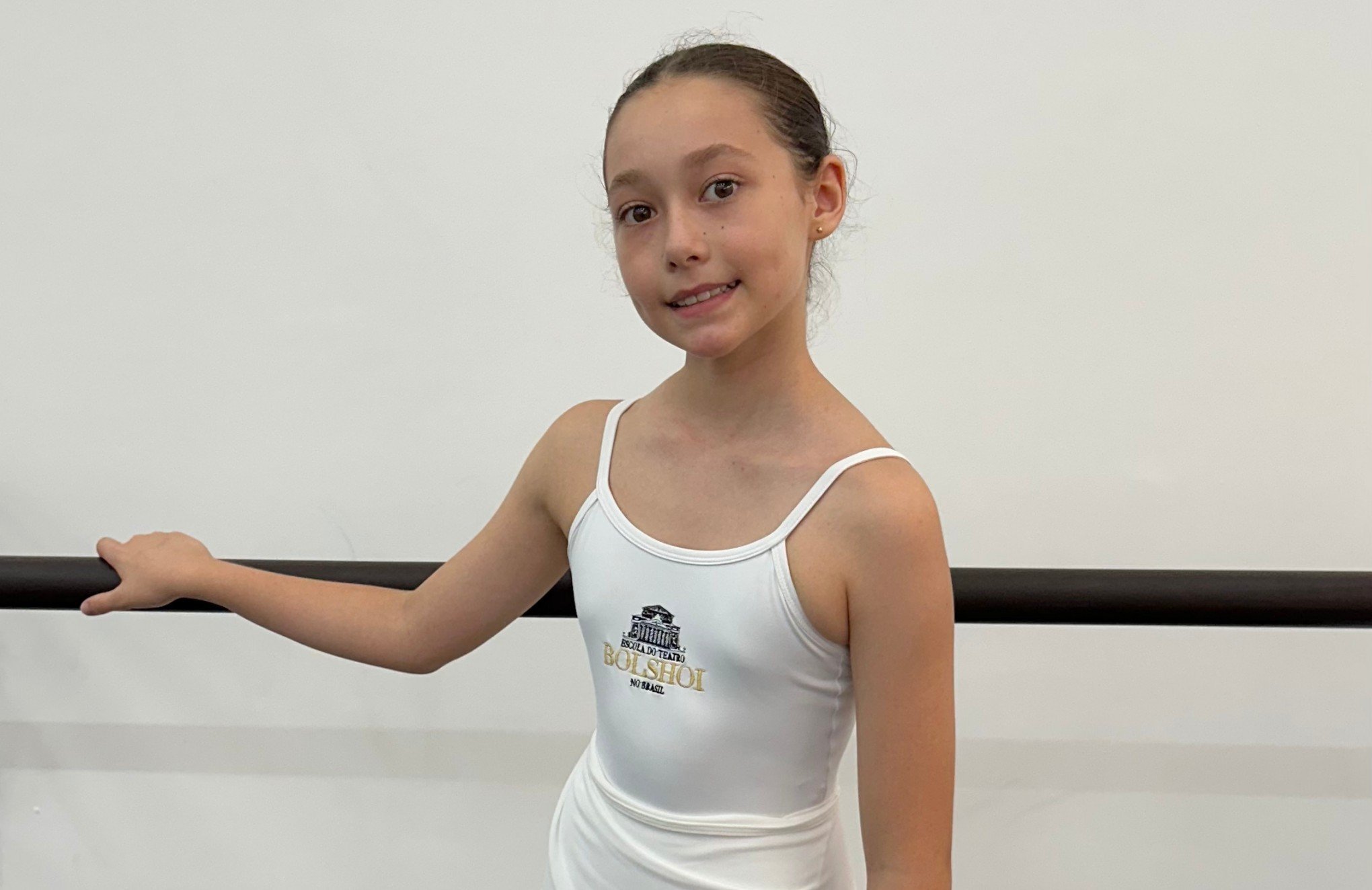 Jovem bailarina leopoldense dá seus primeiros passos na Escola Bolshoi, em Joinville