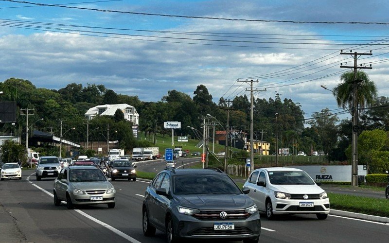 RS-240: Trânsito intenso e pontos de lentidão em São Leopoldo | abc+