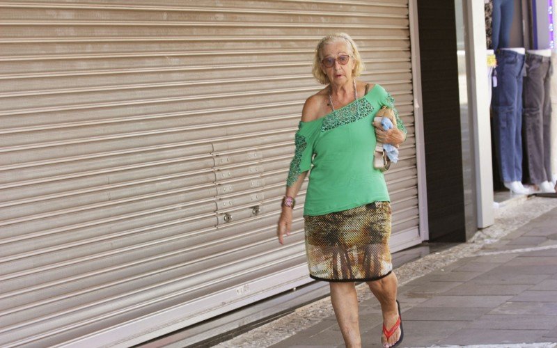 Maria encontrou diversas lojas fechadas no Calçadão