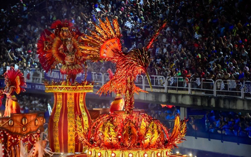 Beija-Flor fez o desfile mais elogiado da segunda noite do Grupo Especial | abc+