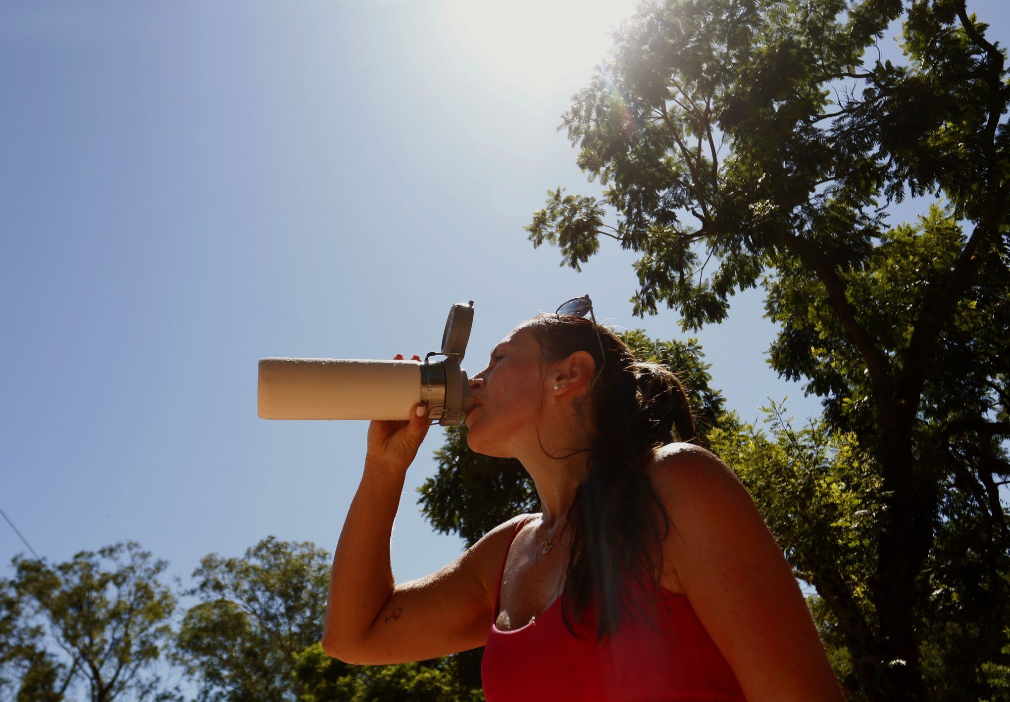 Calor pode aumentar risco de casos de AVC, alerta médico