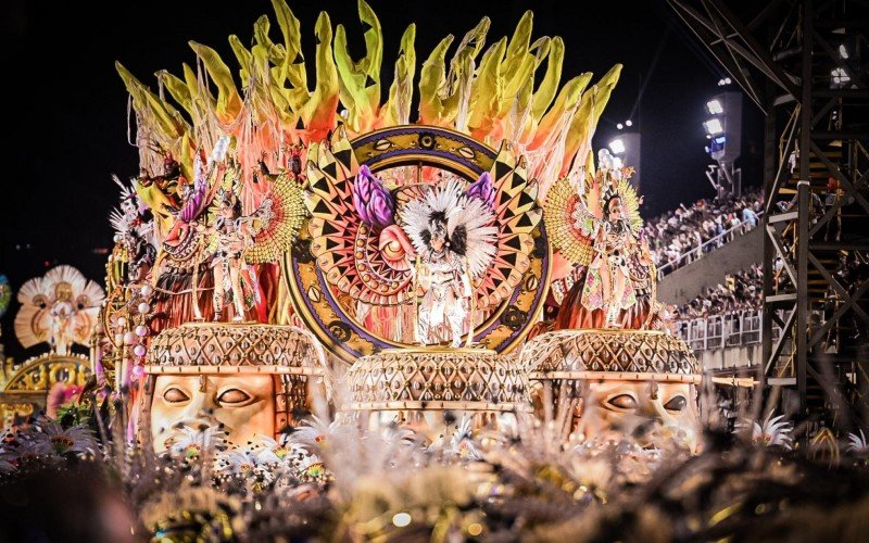 Beija-Flor campeã do Carnaval 2025 no Rio de Janeiro 