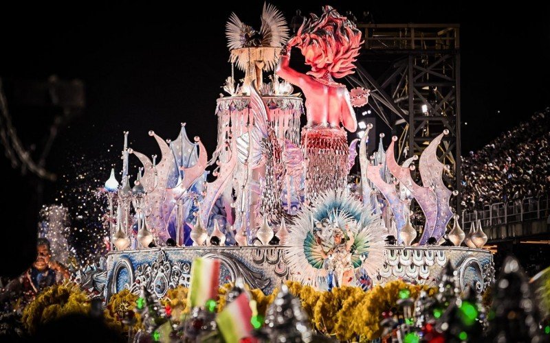 Beija-Flor campeã do Carnaval 2025 no Rio de Janeiro 