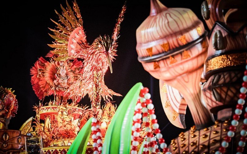 Beija-Flor campeã do Carnaval 2025 no Rio de Janeiro 
