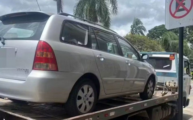 Carro de motorista que esqueceu onde havia estacionado foi encontrado, apreendido e rebocado para o pátio credenciado ao Detran | abc+