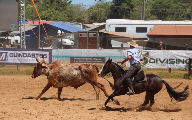 Prova de laço dará carro zero km ao vencedor do rodeio