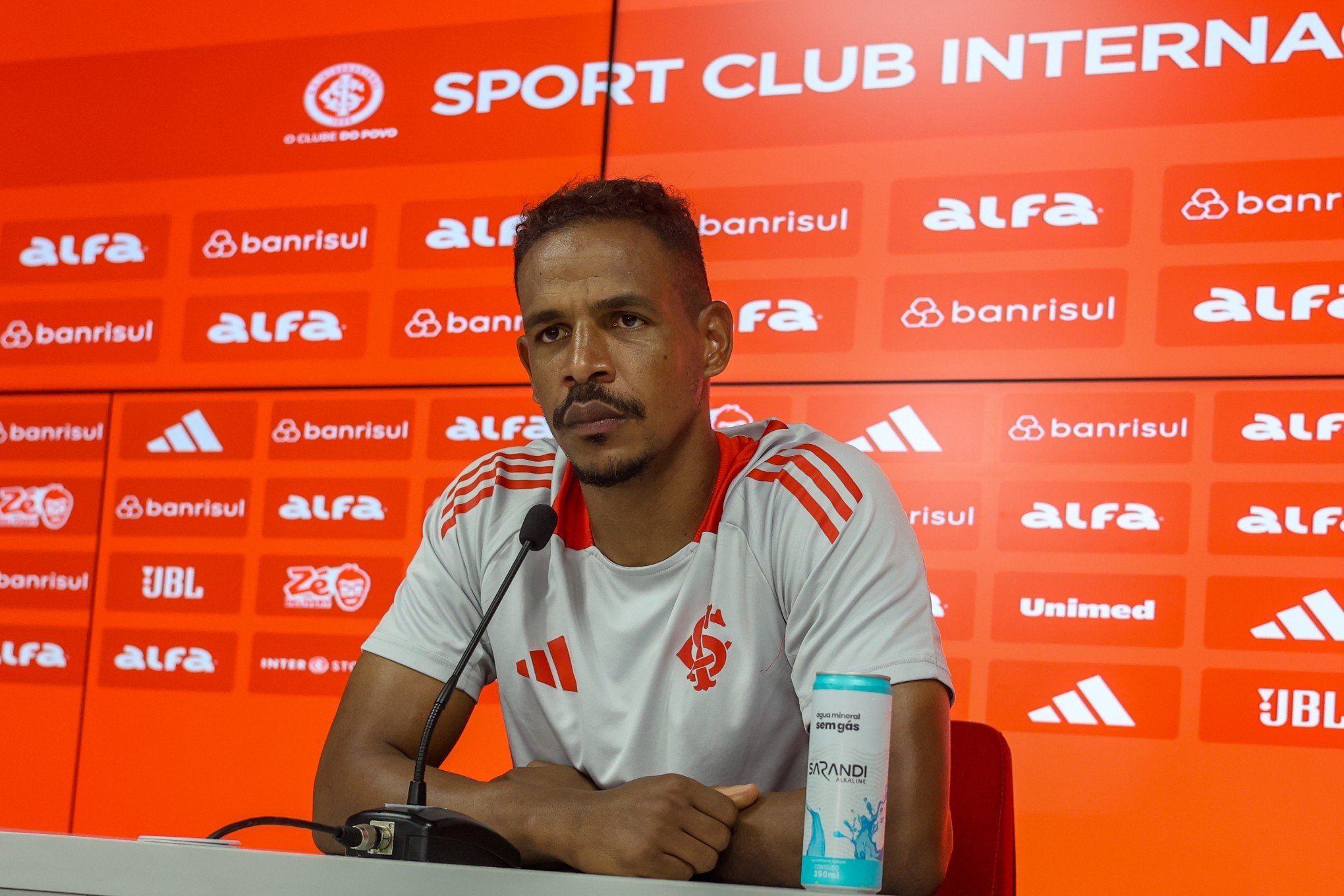 Fernando fala sobre o grupo estar com fome de títulos: "Sabemos da responsabilidade"