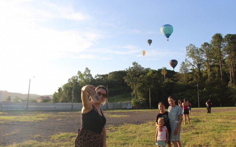 Show de balões movimentou o céu de Sapiranga
