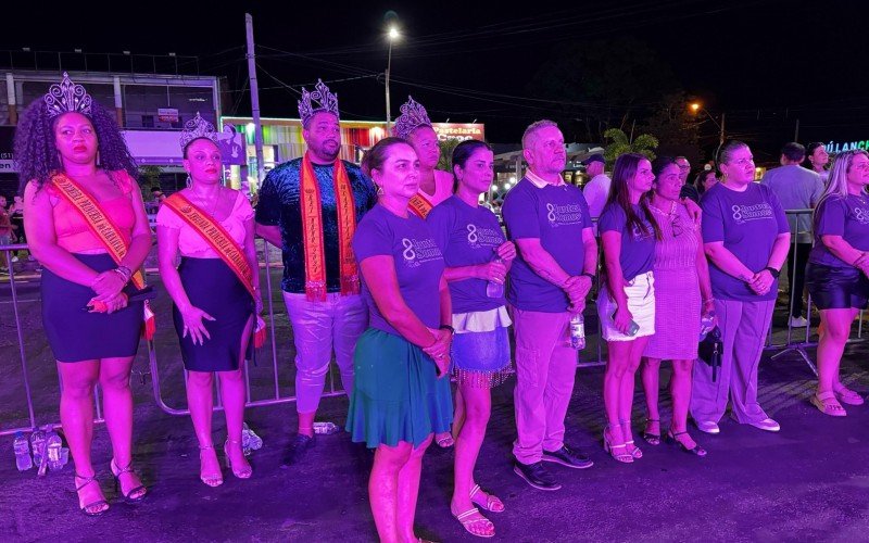 Autoridades municipais e a corte do Carnaval 2025 participaram do evento