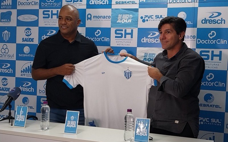 Apresentação do técnico Daniel Franco no Novo Hamburgo | abc+