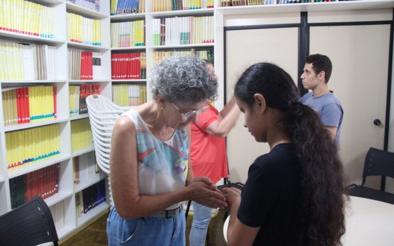Associação realiza trabalhos com crianças e adolescentes
