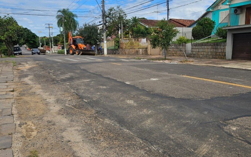 Empresa fechou buracos abertos em ruas do bairro Cristo Rei para obra da ETE Pradinho