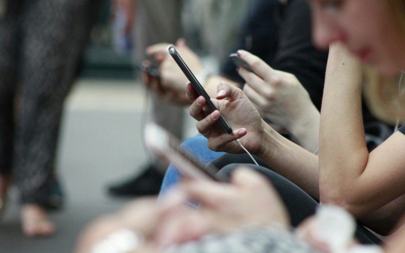 Uso de redes sociais muda conforme a gera&ccedil;&atilde;o dos usu&aacute;rios | abc+