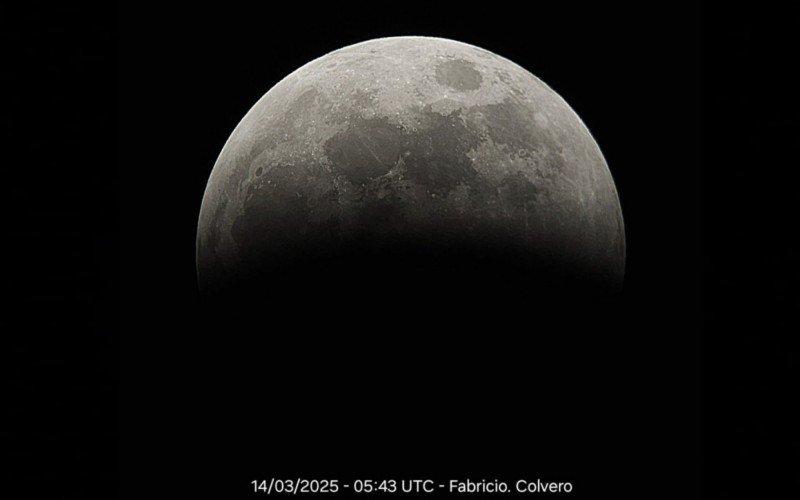 Eclipse lunar total no RS 2025