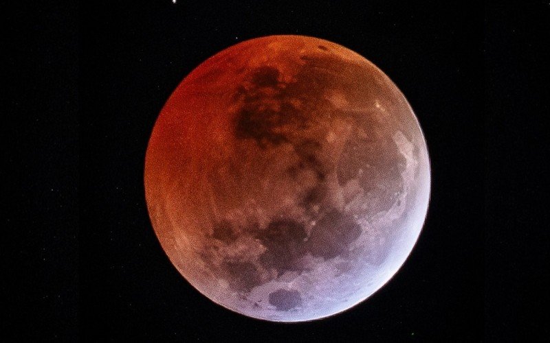 Eclipse lunar | abc+