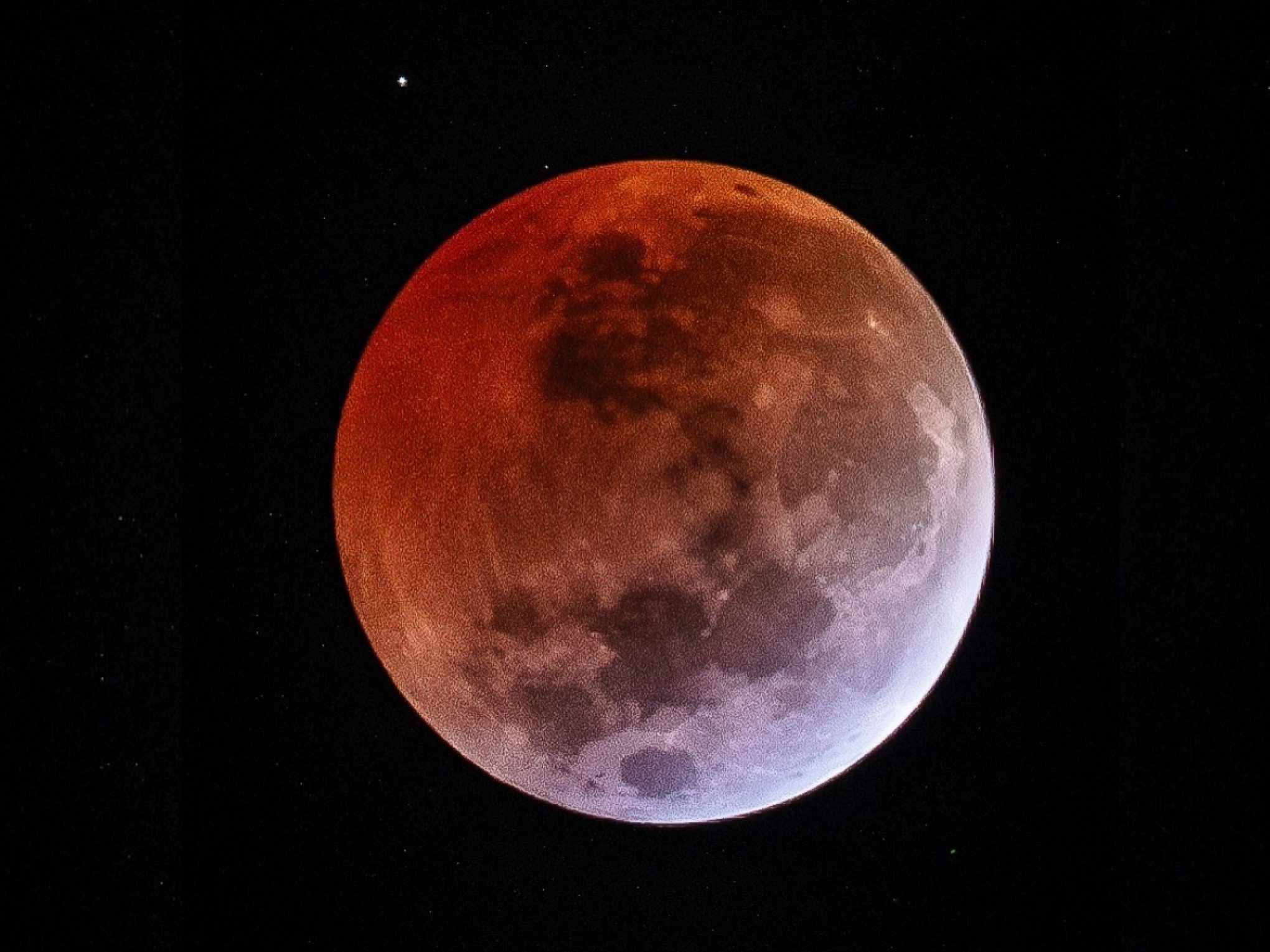 Lua de Sangue: Eclipse lunar total vai causar "apagão" em parte do mundo; saiba se poderá ser visto no RS e veja mapa