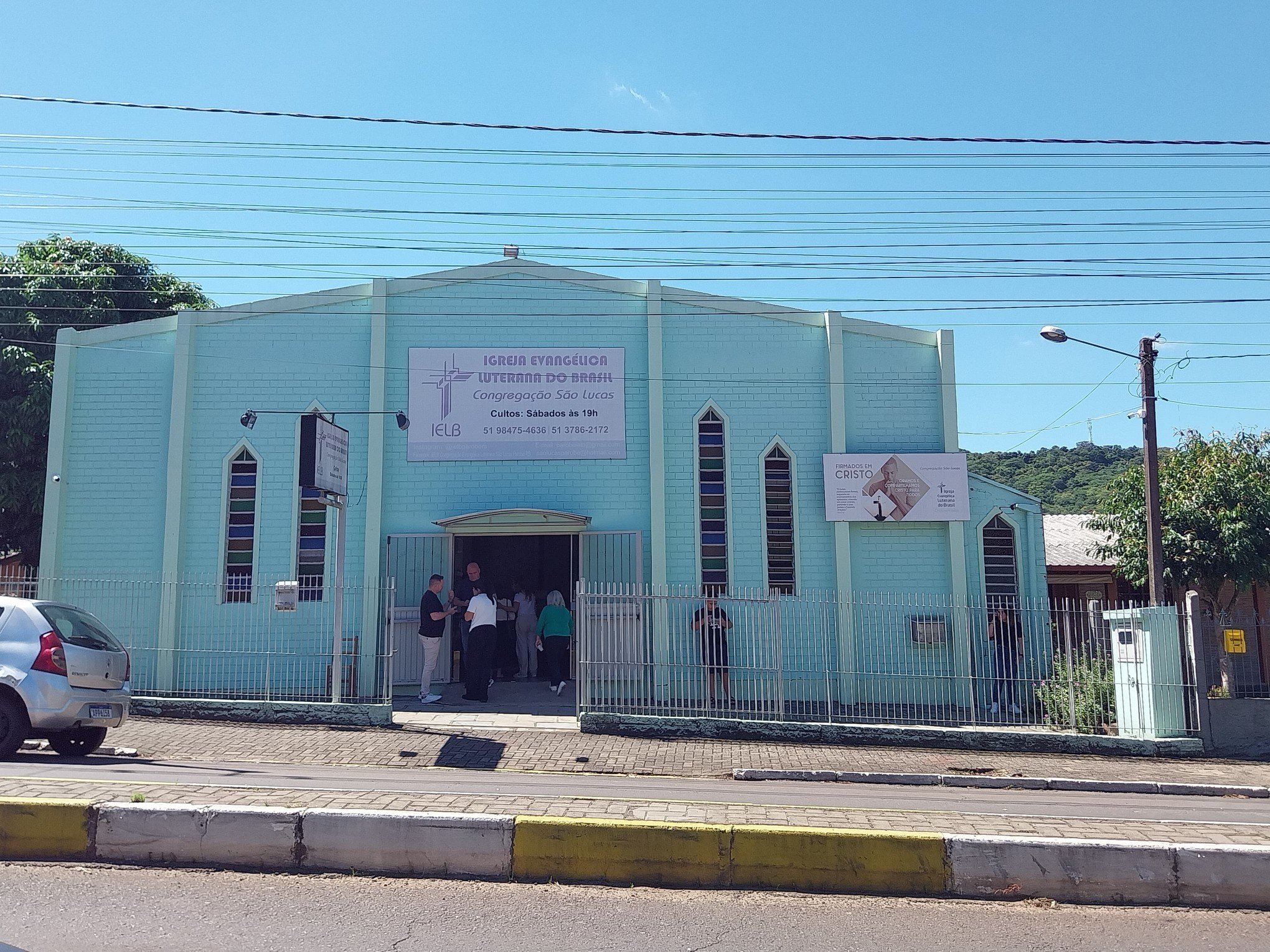 Inconformada, família se despede de menino de 6 anos em Parobé