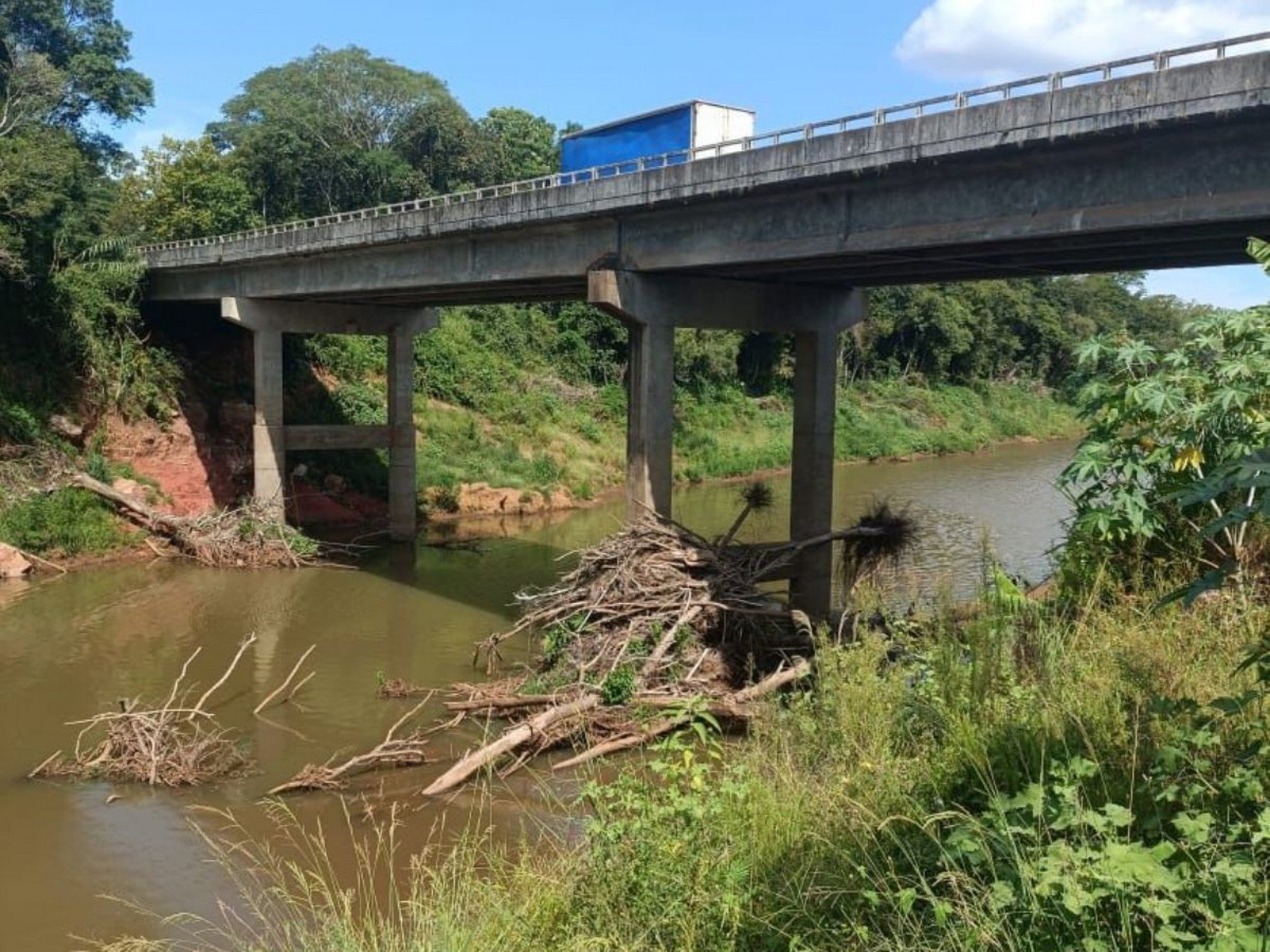 Caso do empresário sequestrado, esfaqueado e jogado de ponte é concluído pela Polícia Civil