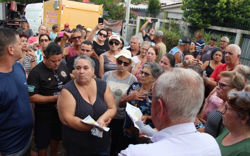 Paulo Kopschina ouve as demandas dos moradores | abc+