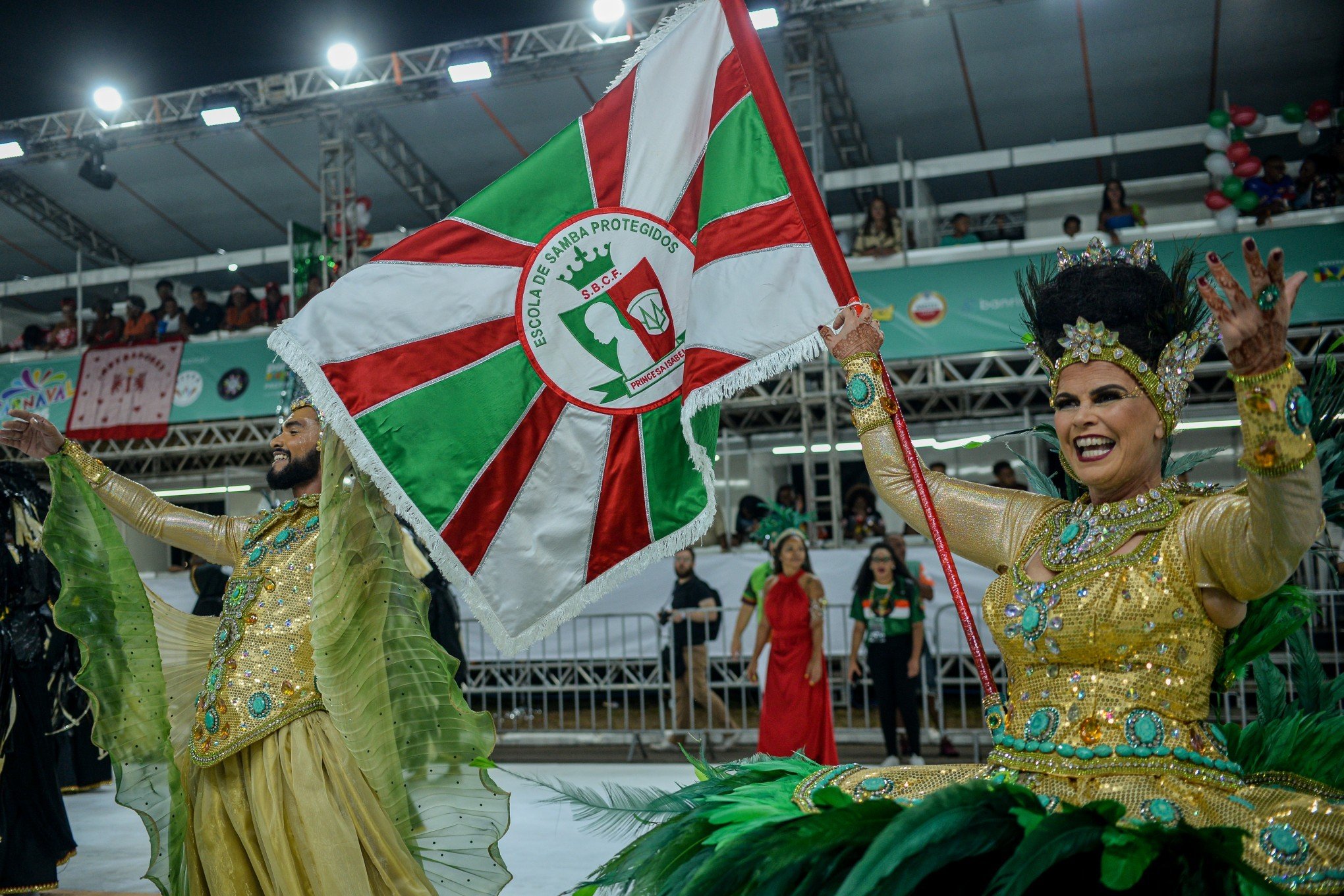 CARNAVAL: Após confusão de notas, Protegidos da Princesa Isabel é vice-campeã da série prata