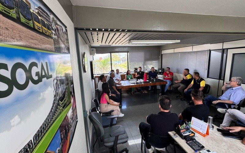 Reunião considerada positiva entre políticos e representantes da empresa ocorreu na manhã desta terça-feira (18)