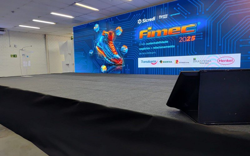 Apresentação faria parte da abertura no Centro de Eventos da Fimec | abc+