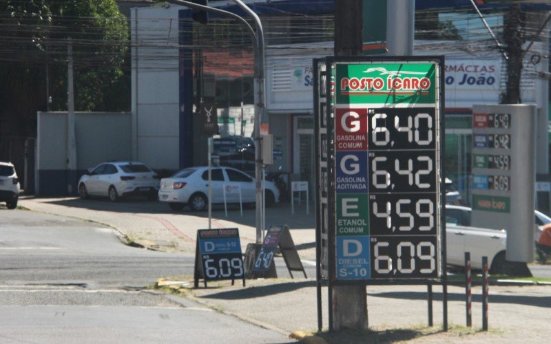 Gasolina sendo vendida acima de R$ 6,40 em Novo Hamburgo