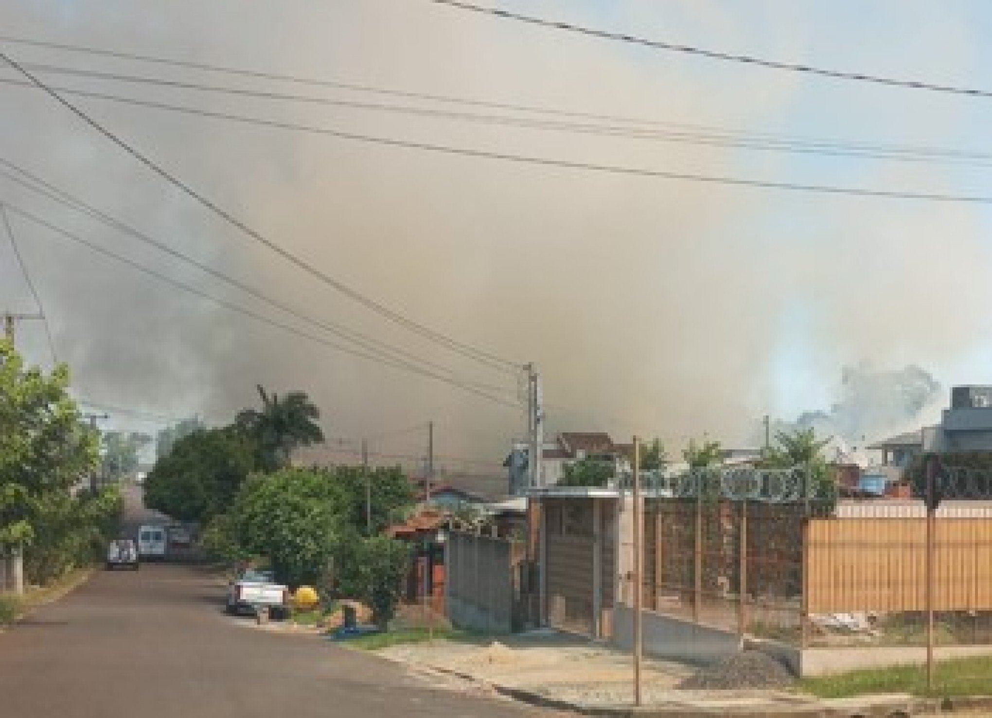 Incêndio de grandes proporções atinge Campo Bom