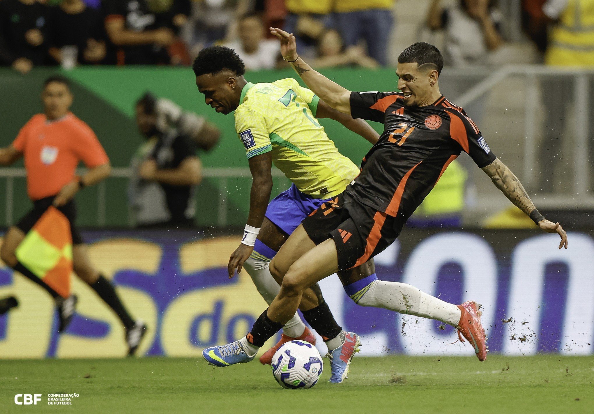Vini Jr. decide, e Brasil vence a Colômbia pelas Eliminatórias da Copa
