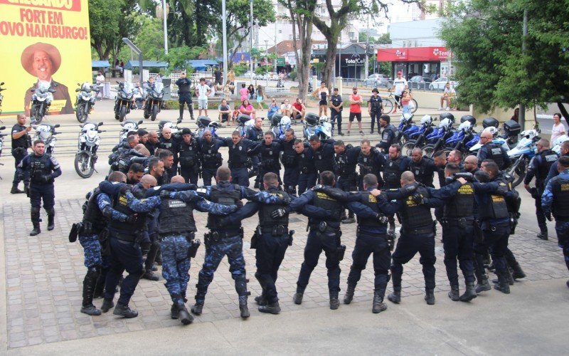 Formatura do Curso de Patrulhamento Tático com Motos da Guarda Municipal de Novo Hamburgo