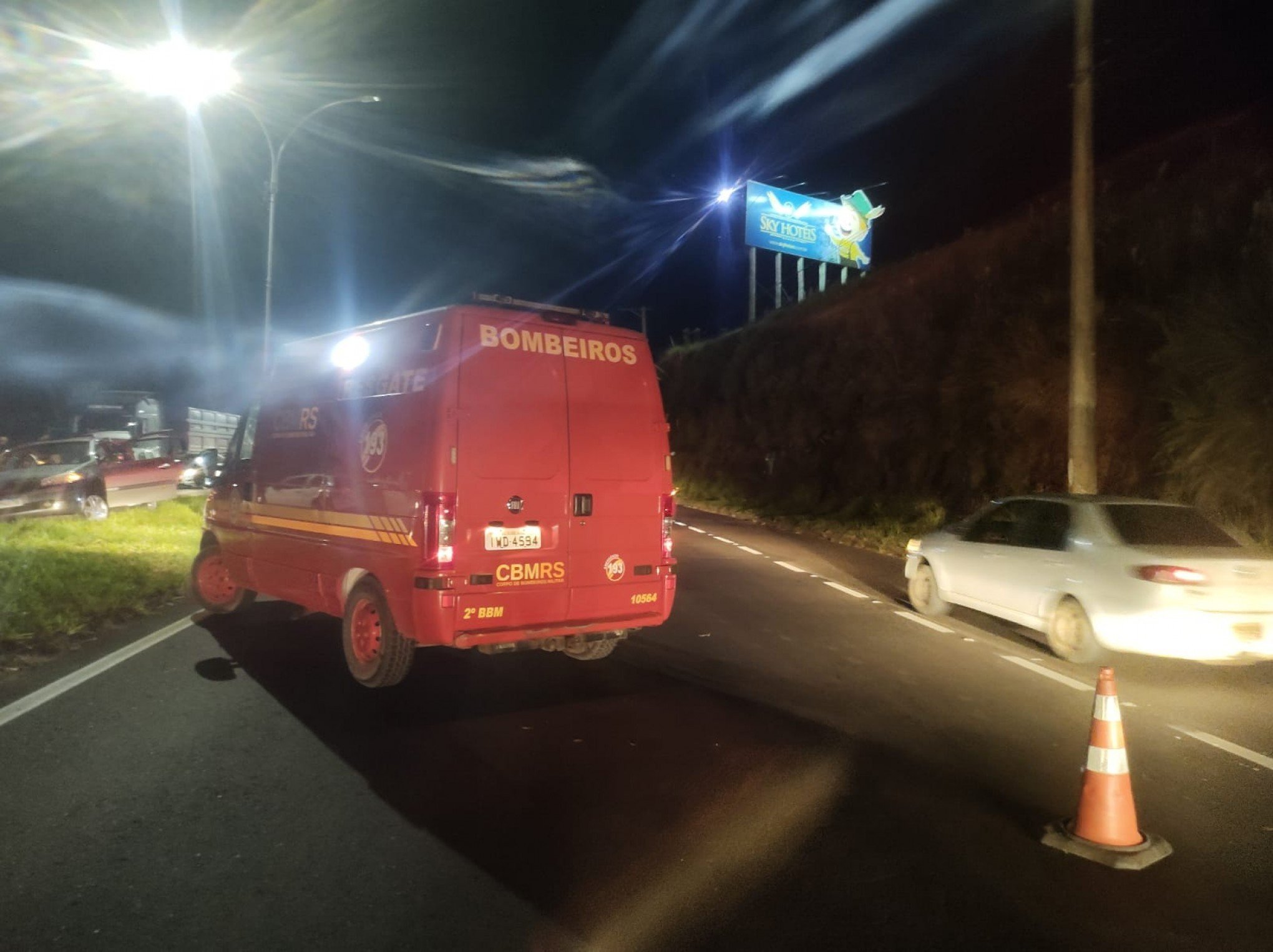 RS-239: Homem fica ferido após colisão tripla no Vale do Paranhana