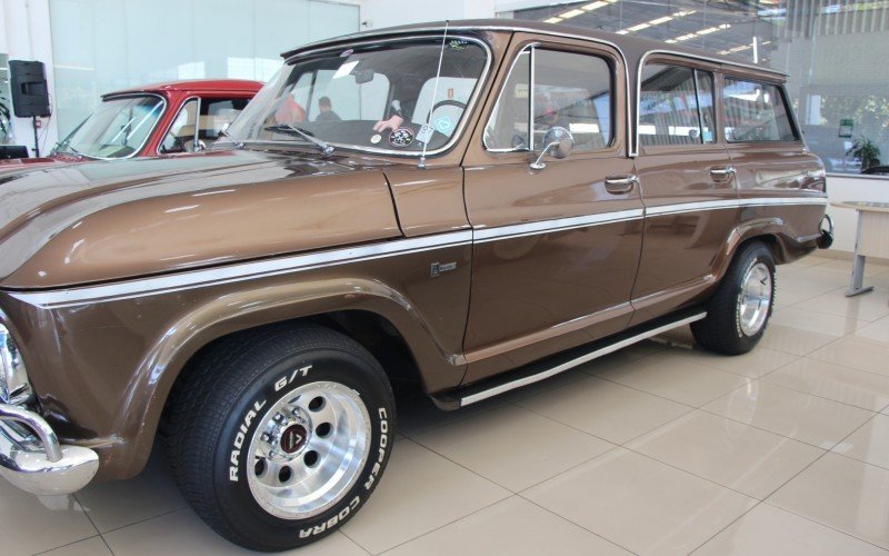 Evento de carros antigos da Chevrolet na Sinoscar