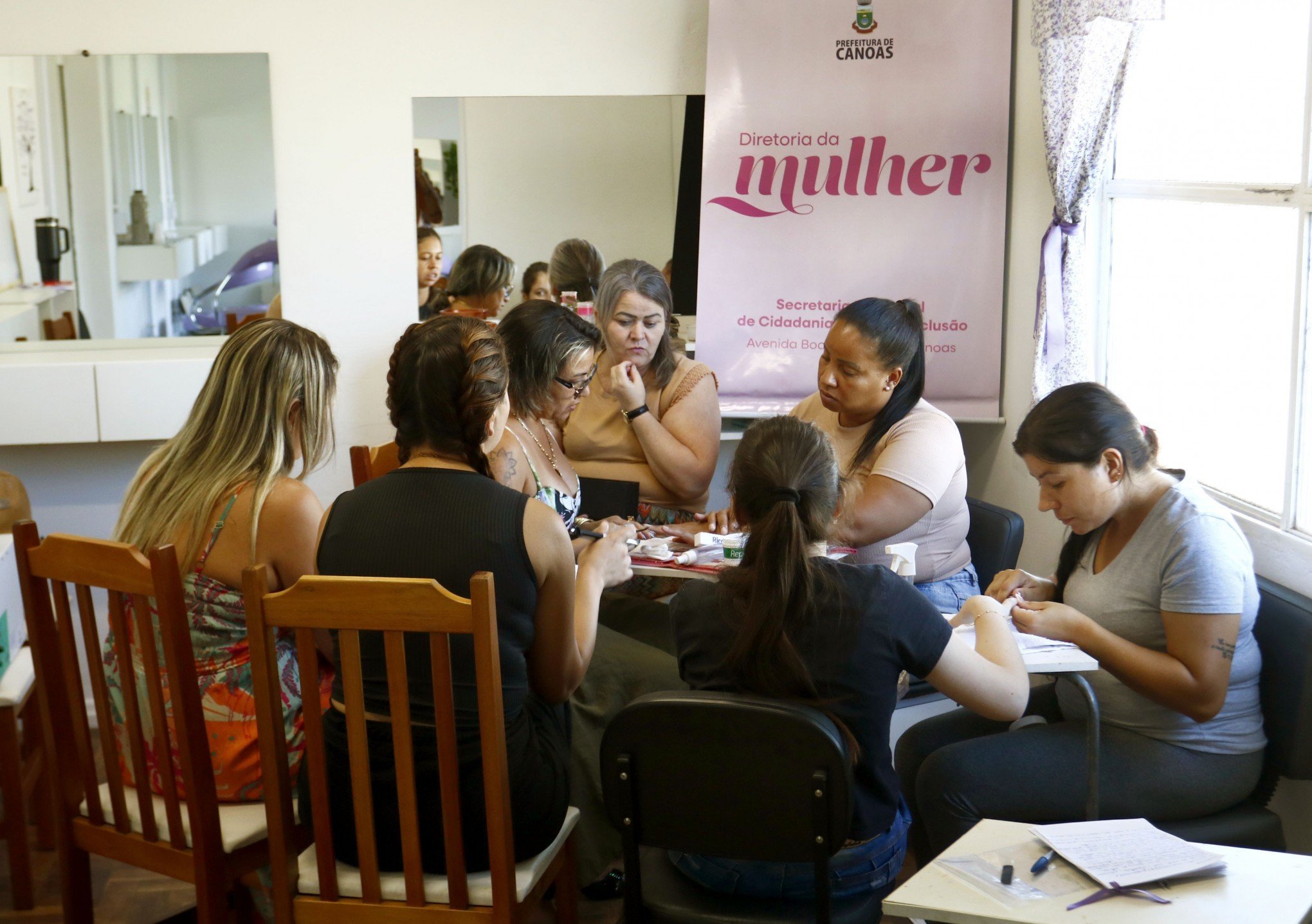 Casa Lilás oferece cursos gratuitos para mulheres em Canoas
