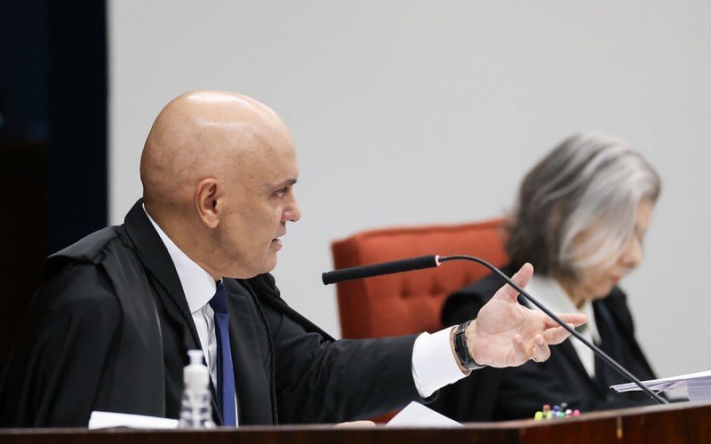 Alexandre de Moraes durante julgamento que tornou Bolsonaro réu | abc+