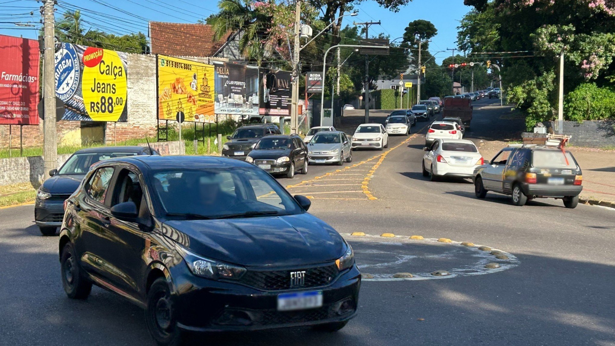 O que a Diretoria de Mobilidade Urbana pretende fazer para acabar com congestionamento em importante cruzamento de Novo Hamburgo