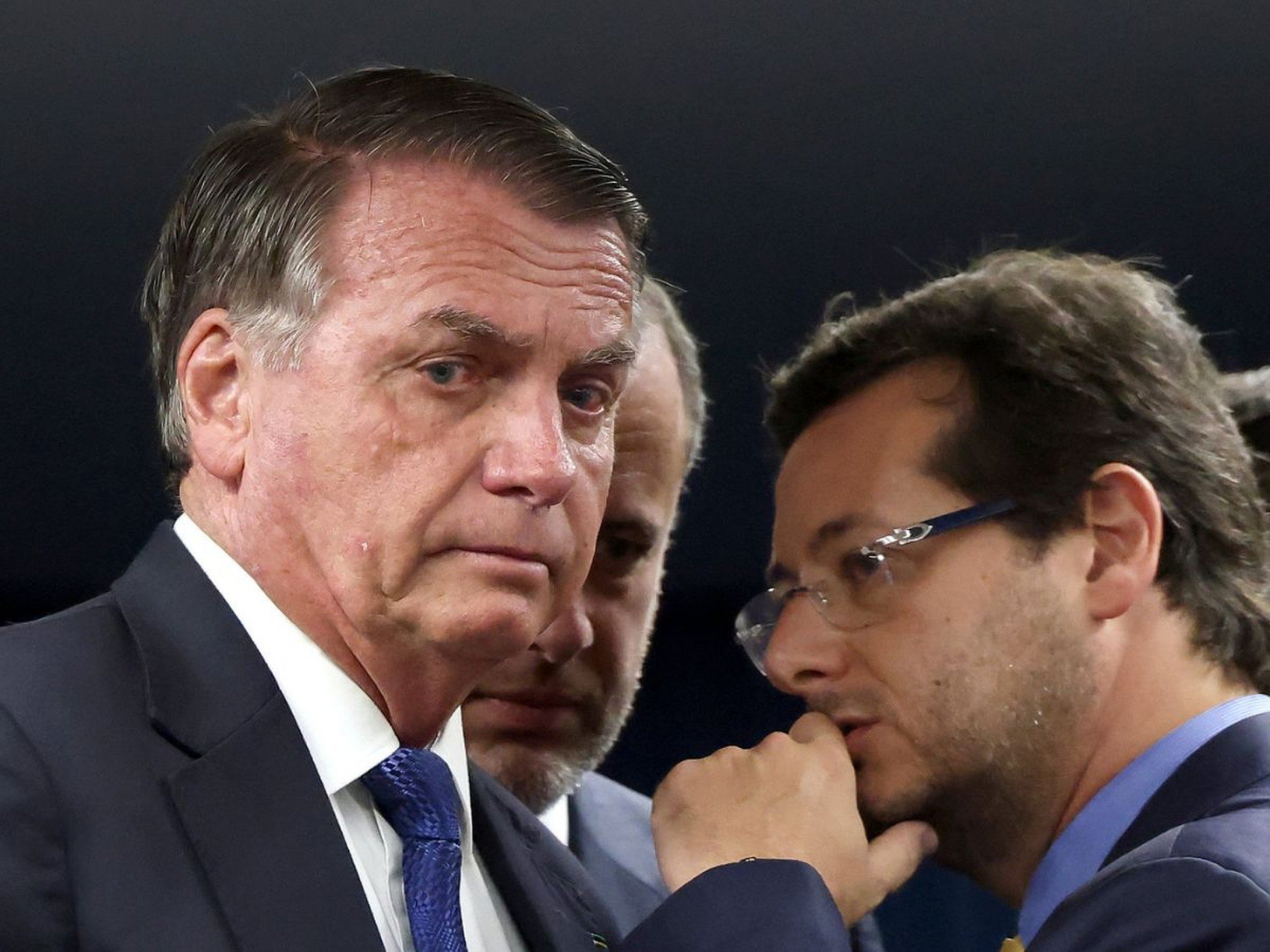 Advogados de Bolsonaro têm até quarta-feira (13) para entregar defesa ao STF