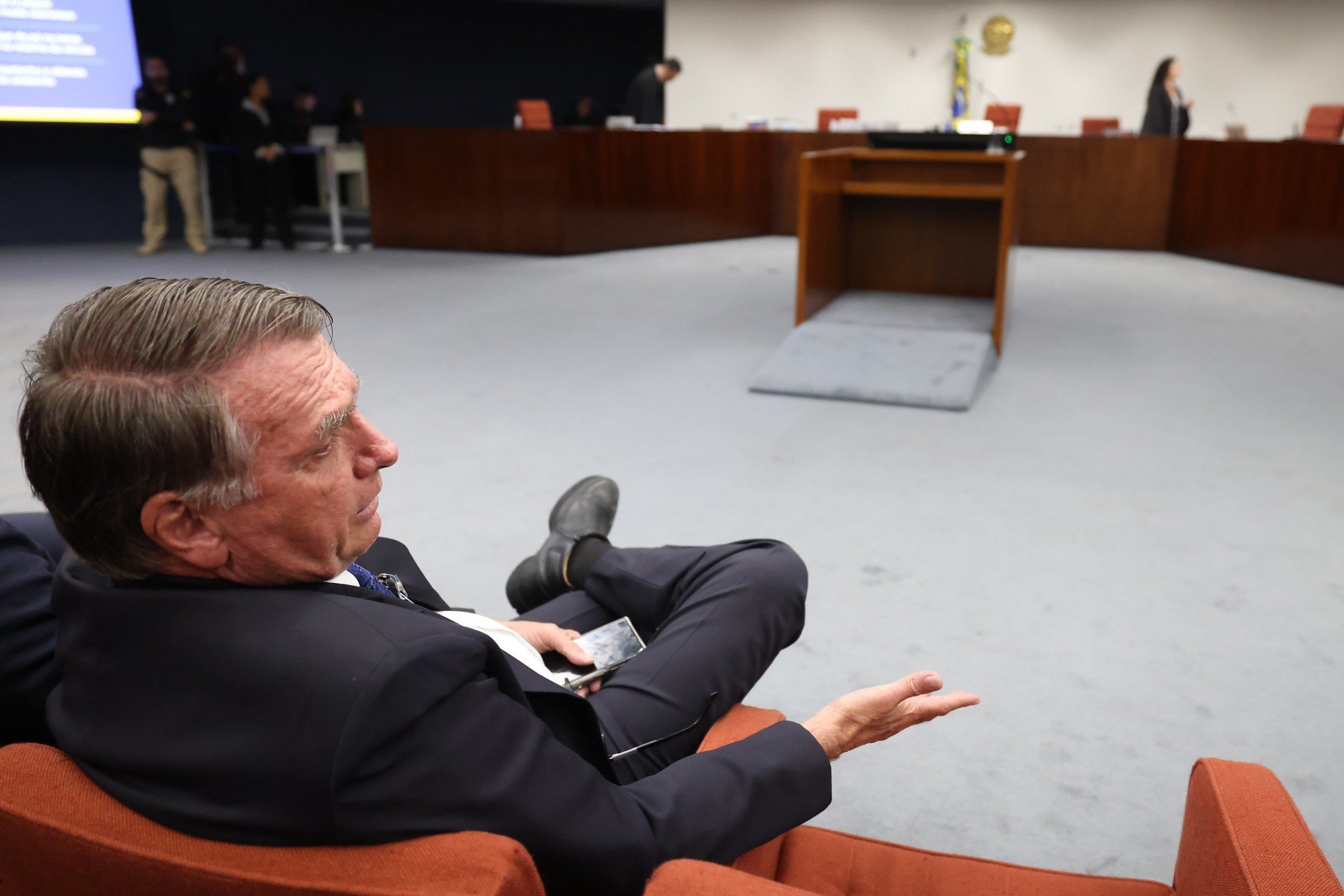 Defesa de Bolsonaro pede cancelamento de audiências em investigação de tentativa de golpe