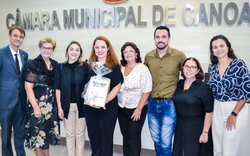Curso de Enfermagem da Ulbra Canoas recebeu homenagem na C&acirc;mara de Vereadores de Canoas pelos 40 anos formando profissionais da sa&uacute;de