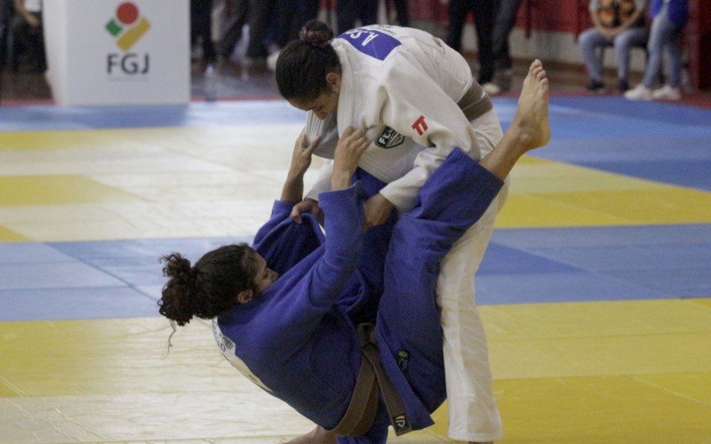 Estrutura montada para o Campeonato Brasileiro de Judô, com quatro tatames com lutas consecutivas, acabou sendo elogiada